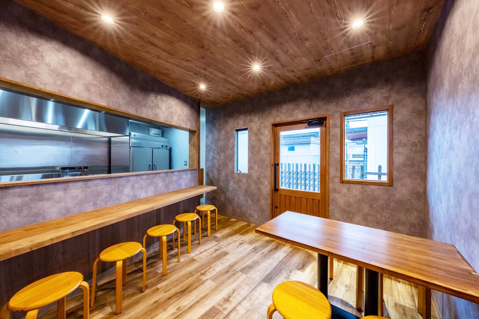 店舗の新築