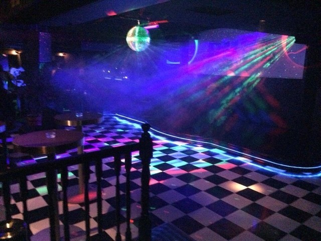 DISCO BUZZ様