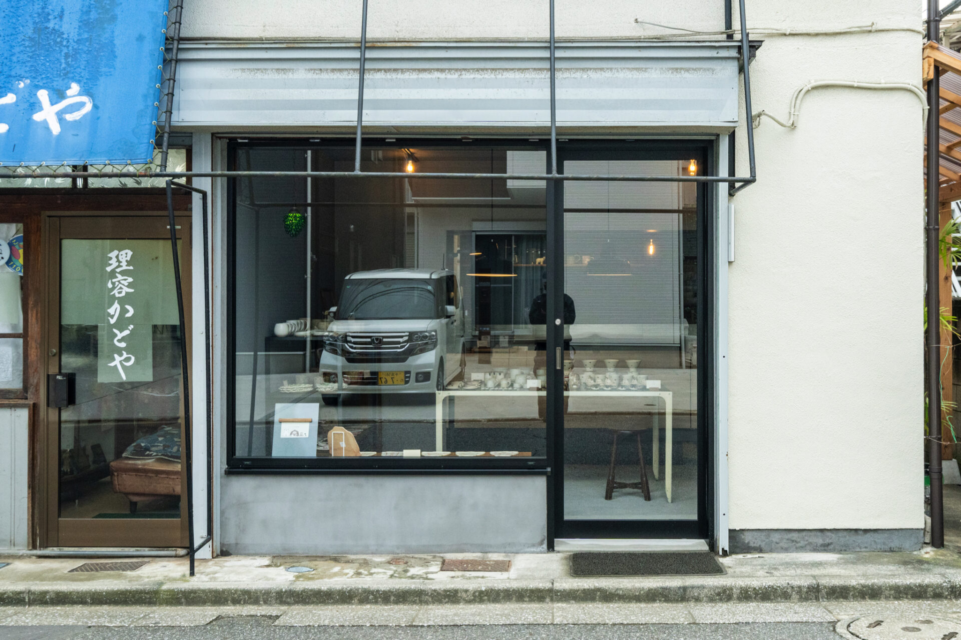 コーヒー豆と器のお店 ku.