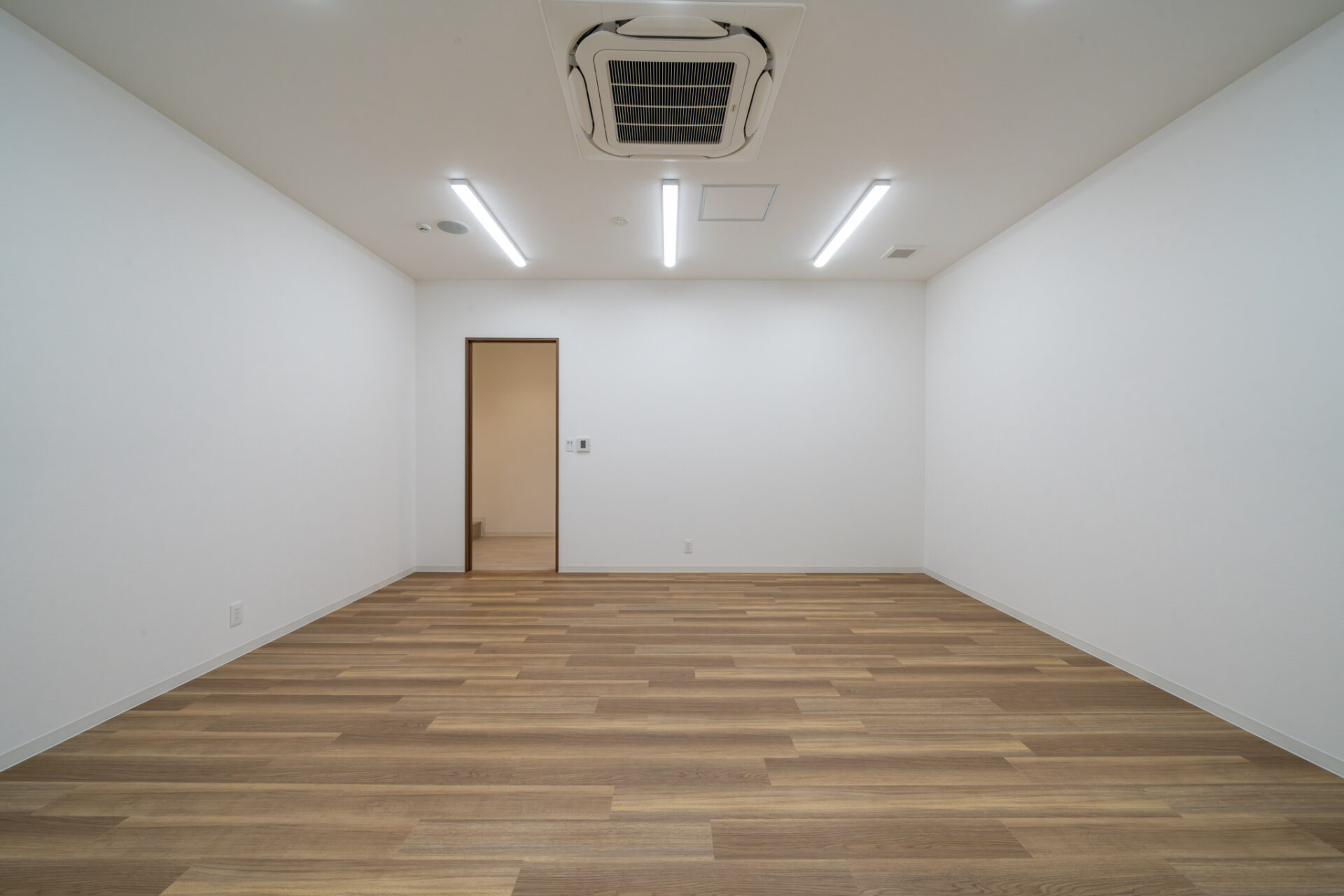 アーバンビル区画工事