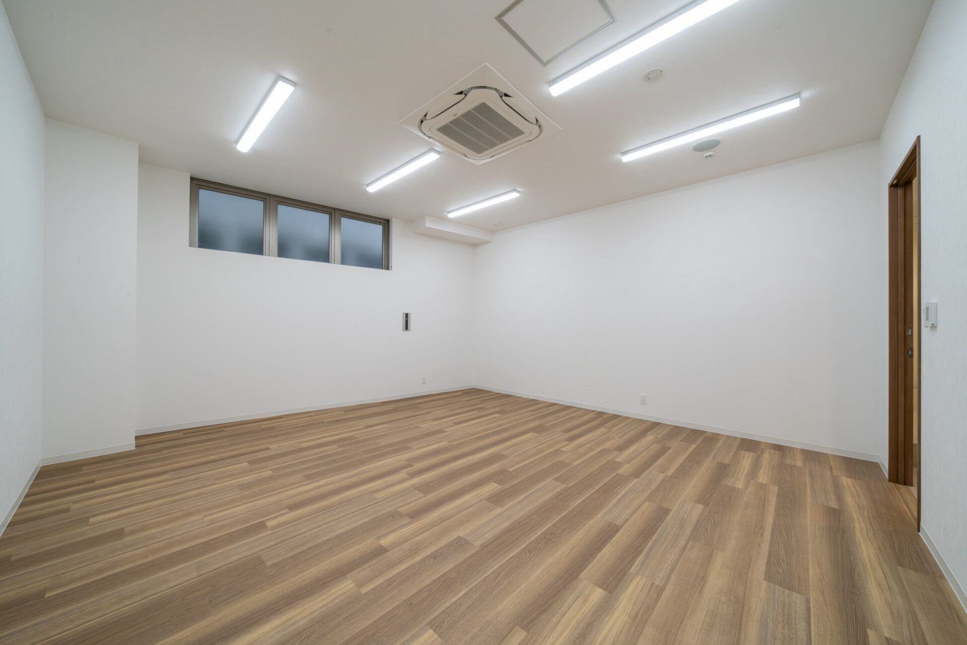 アーバンビル区画工事